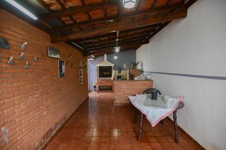 Casa para alugar com 190m², 3 quartos e 2 vagas Casa para alugar com 190m², 3 quartos e 2 vagasQuintal