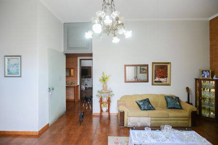 Casa para alugar com 190m², 3 quartos e 2 vagas Casa para alugar com 190m², 3 quartos e 2 vagasSala 1