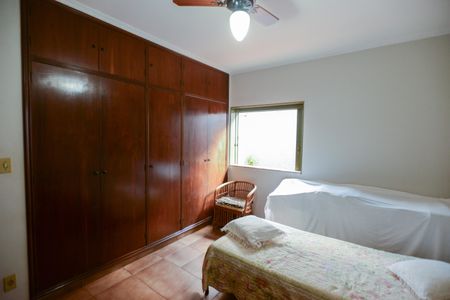 Casa para alugar com 190m², 3 quartos e 2 vagas Casa para alugar com 190m², 3 quartos e 2 vagasQuarto 2