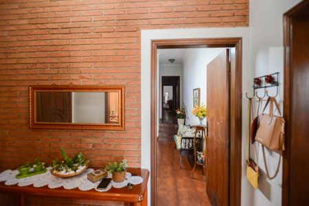 Casa para alugar com 190m², 3 quartos e 2 vagas Casa para alugar com 190m², 3 quartos e 2 vagasCorredor