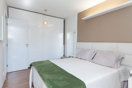 Apartamento à venda com 78m², 2 quartos e 2 vagasSuíte