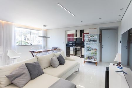 Apartamento à venda com 78m², 2 quartos e 2 vagasSala