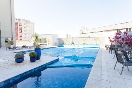 Apartamento à venda com 78m², 2 quartos e 2 vagasÁrea comum - Piscina