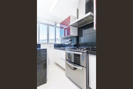 Apartamento à venda com 78m², 2 quartos e 2 vagasCozinha