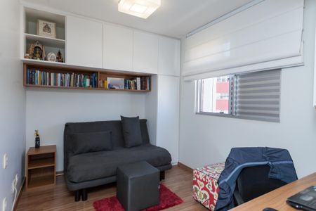 Apartamento à venda com 78m², 2 quartos e 2 vagasQuarto 