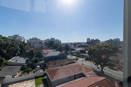 Vista da Sala de apartamento para alugar com 1 quarto, 36m² em Portão, Curitiba