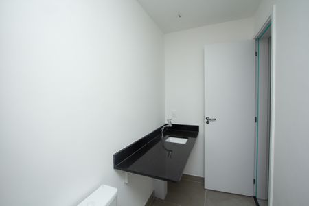 Apartamento à venda com 79m², 2 quartos e 1 vagaBanheiro da Suíte 1