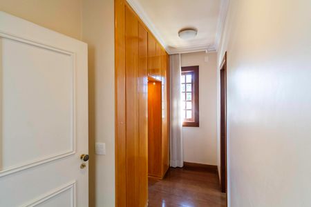 Casa à venda com 1000m², 4 quartos e 11 vagas Casa à venda com 1000m², 4 quartos e 11 vagasSuíte 4