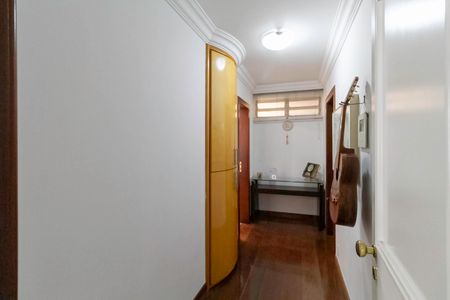 Casa à venda com 1000m², 4 quartos e 11 vagas Casa à venda com 1000m², 4 quartos e 11 vagasSuíte 1