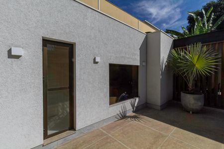 Casa à venda com 1000m², 4 quartos e 11 vagas Casa à venda com 1000m², 4 quartos e 11 vagasÁrea comum - Sauna