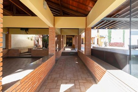 Casa à venda com 1000m², 4 quartos e 11 vagas Casa à venda com 1000m², 4 quartos e 11 vagasÁrea comum - Entrada