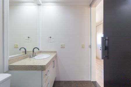 Apartamento à venda com 134m², 3 quartos e 2 vagasBanheiro - Suíte