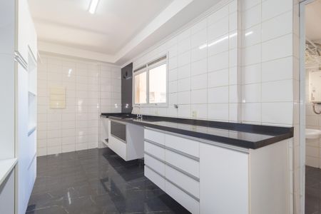Apartamento à venda com 134m², 3 quartos e 2 vagasCozinha