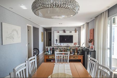 Apartamento à venda com 123m², 3 quartos e 2 vagasSala