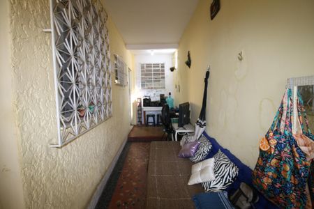 Casa à venda com 111m², 2 quartos e 2 vagasVaranda