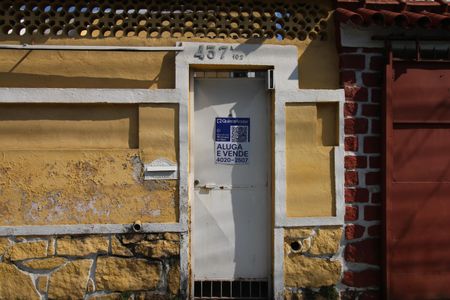 Casa à venda com 111m², 2 quartos e 2 vagasPlaca