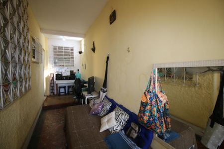 Casa à venda com 111m², 2 quartos e 2 vagasVaranda