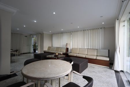 Apartamento à venda com 70m², 2 quartos e 2 vagasÁrea comum - Salão de festas