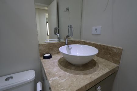 Apartamento à venda com 70m², 2 quartos e 2 vagasBanheiro Social