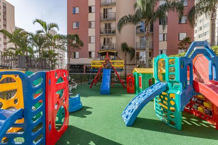 Apartamento à venda com 73m², 3 quartos e 2 vagasÁrea comum - Playground