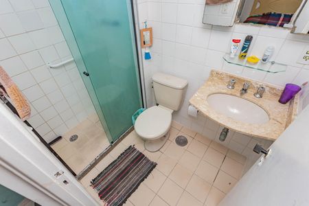 Apartamento à venda com 73m², 3 quartos e 2 vagasBanheiro da Suíte