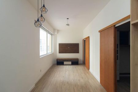 Apartamento para alugar com 57m², 2 quartos e sem vaga Apartamento para alugar com 57m², 2 quartos e sem vagaSala