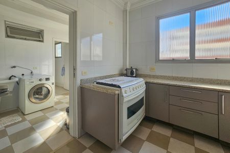 Apartamento para alugar com 136m², 3 quartos e 3 vagasCozinha
