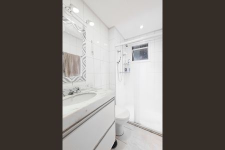 Apartamento para alugar com 176m², 3 quartos e 3 vagasBanheiro