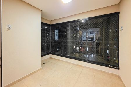 Apartamento para alugar com 176m², 3 quartos e 3 vagasSala