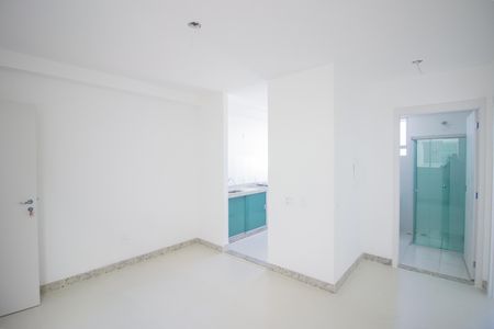 Sala de apartamento para alugar com 2 quartos, 45m² em Centro, Contagem