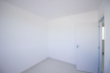 Quarto 2 de apartamento para alugar com 2 quartos, 45m² em Centro, Contagem