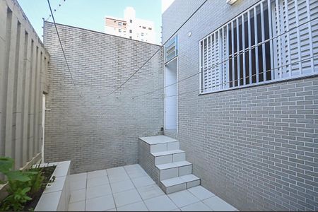 Casa à venda com 236m², 3 quartos e 2 vagasQuintal