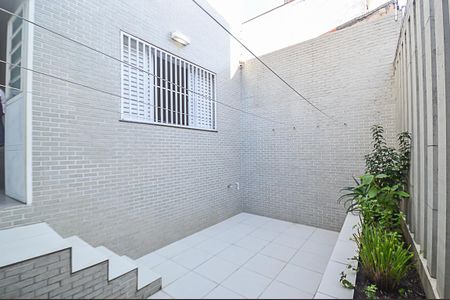 Casa à venda com 236m², 3 quartos e 2 vagasQuintal