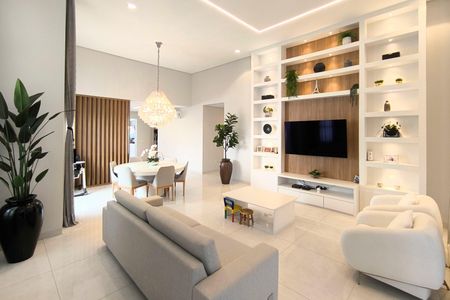 Casa de condomínio à venda com 490m², 3 quartos e 4 vagas Casa de condomínio à venda com 490m², 3 quartos e 4 vagasSala