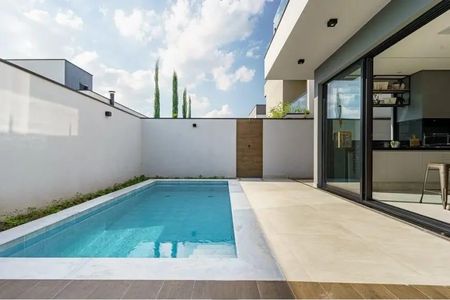 Casa de condomínio à venda com 242m², 3 quartos e 4 vagasÁrea Externa