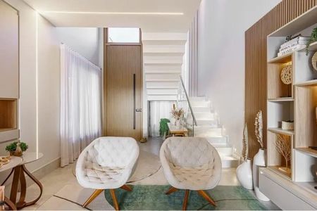 Casa de condomínio à venda com 242m², 3 quartos e 4 vagasSala de Estar