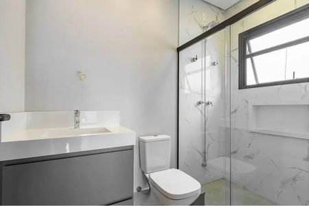 Casa de condomínio à venda com 242m², 3 quartos e 4 vagasBanheiro da Suíte 3