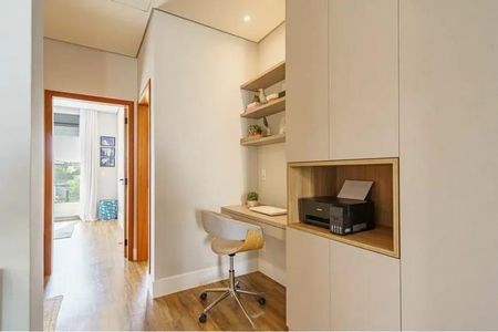 Casa de condomínio à venda com 242m², 3 quartos e 4 vagasEscritório