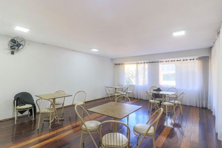 Apartamento para alugar com 57m², 1 quarto e sem vagaÁrea comum - Salão de festas