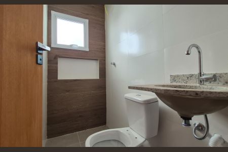 Apartamento à venda com 41m², 2 quartos e 1 vaga Apartamento à venda com 41m², 2 quartos e 1 vagaBanheiro da suíte