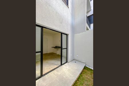 Studio à venda com 38m², 1 quarto e sem vagaÁrea externa