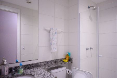 Apartamento à venda com 55m², 2 quartos e 1 vagaBanheiro Social