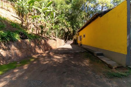 Casa à venda com 897m², 3 quartos e 8 vagasÁrea externa