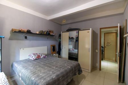 Casa à venda com 897m², 3 quartos e 8 vagasQuarto 1