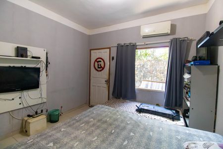 Casa à venda com 897m², 3 quartos e 8 vagasQuarto 1