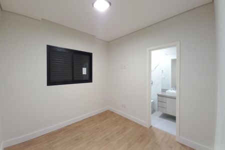 Casa de condomínio à venda com 305m², 4 quartos e 4 vagasQuarto 2 - Suíte