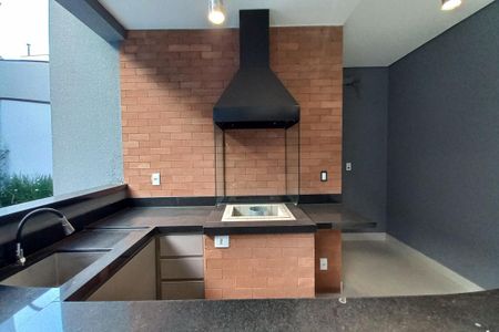 Casa de condomínio à venda com 305m², 4 quartos e 4 vagasÁrea comum - Churrasqueira