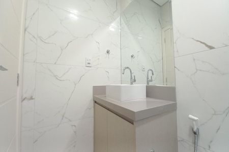 Casa de condomínio à venda com 305m², 4 quartos e 4 vagasBanheiro