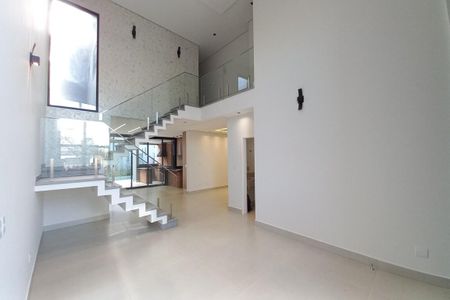 Casa de condomínio à venda com 305m², 4 quartos e 4 vagasSala
