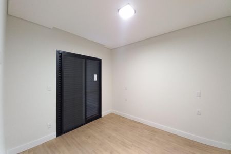 Casa de condomínio à venda com 305m², 4 quartos e 4 vagasQuarto 3 - Suíte